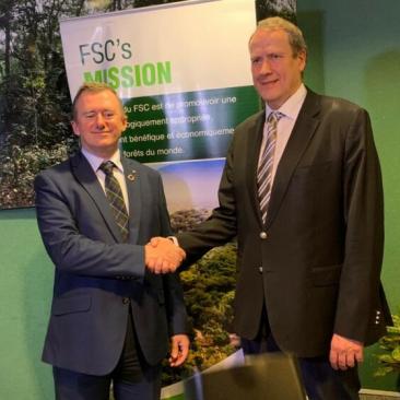 Hand shake agreement Gabon and FSC
